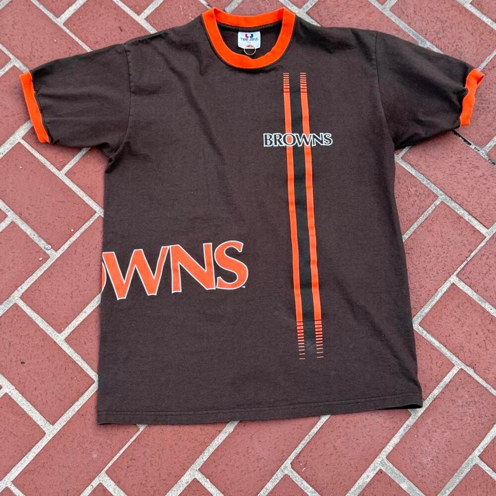Vintage 90s Tee Jays Cleveland Browns graphic t shirt